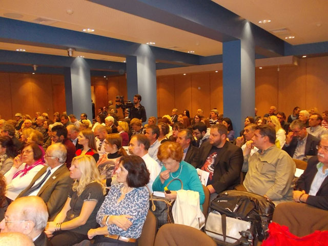 meosloggi-politistiki-protevousa.jpg8