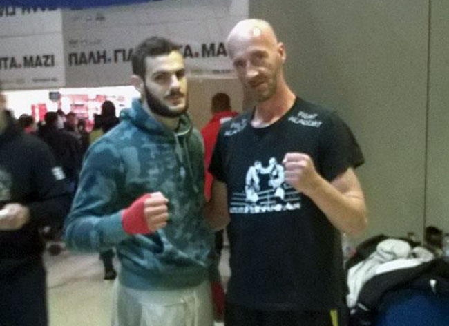 kick_box_pappas.jpg5