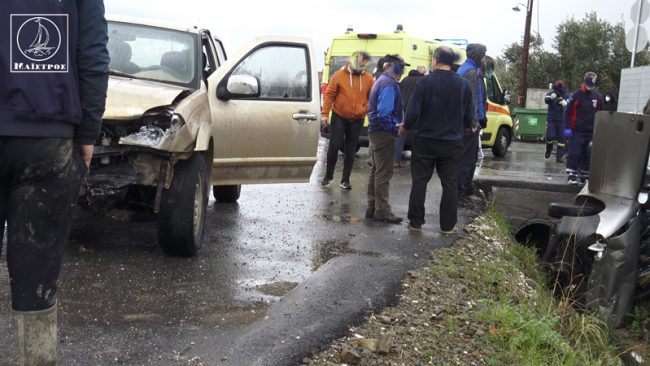Σφοδρή σύγκρουση οχημάτων με τραυματισμό στο Ανοιξιάτικο Αμφιλοχίας